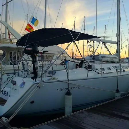 Velero Babu Puerto Calero