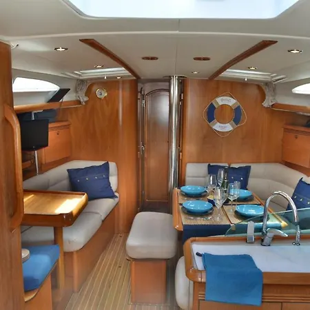 Velero Babu Bateau-hôtel Puerto Calero